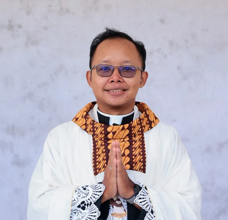 Antonius Hendri Atmoko, Pr.